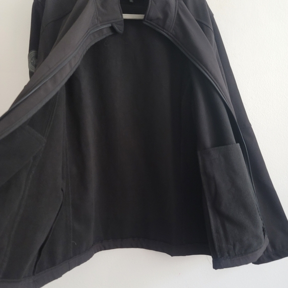 LYFT Adult Large Black Full Zip Driver Jacket - Picture 7 of 8